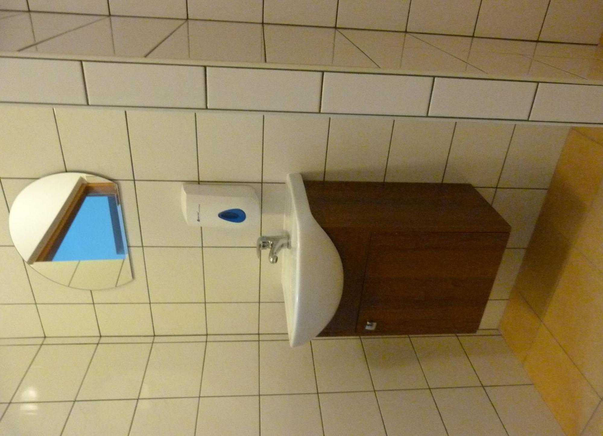 Jasna Hostelik Self Check-In Varšava Exteriér fotografie