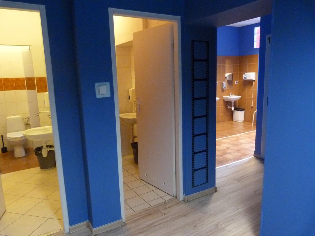 Jasna Hostelik Self Check-In Varšava Pokoj fotografie
